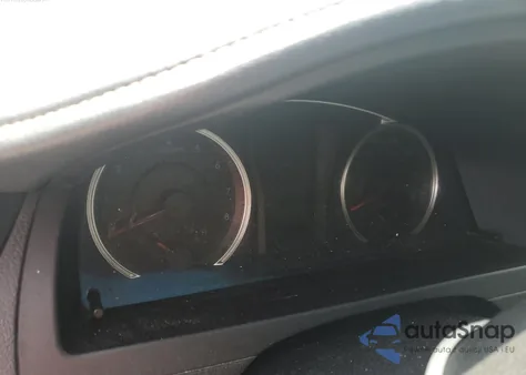 2015 Toyota Camry Le z USA, uszkodzony, nr VIN 4T1BF1FK2FU489911